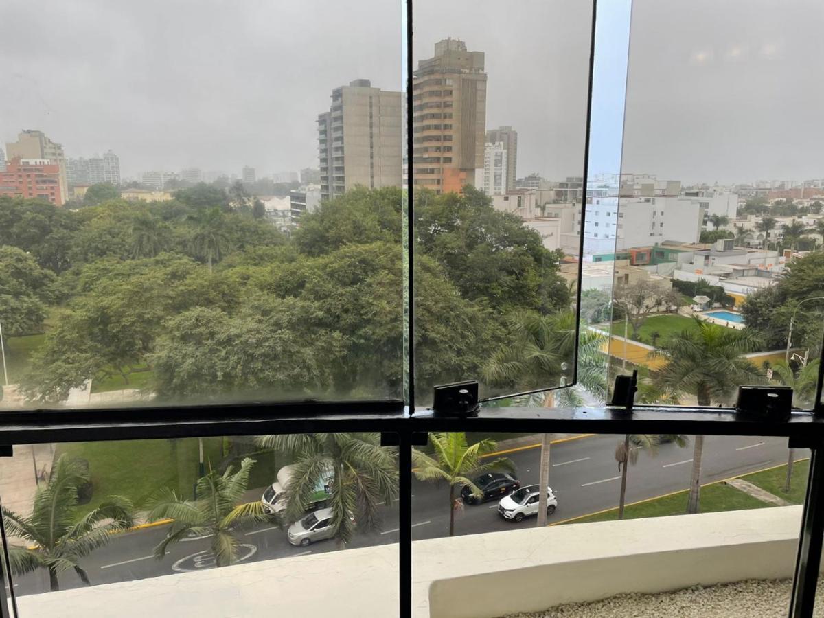 Acogedor Dpto En San Isidro Excelente Vista, Piscina Y Wifi Lejlighed Lima Eksteriør billede